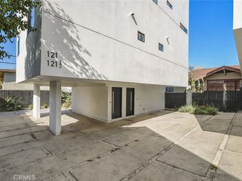 121 S Coronado Street