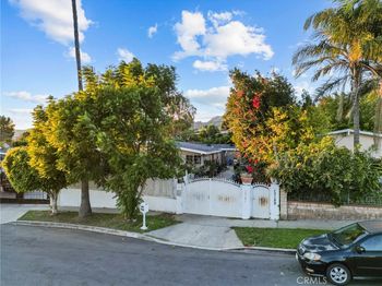 13191 13189 Herron Street