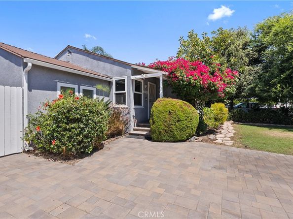 6443 Bakman, North Hollywood CA 91606