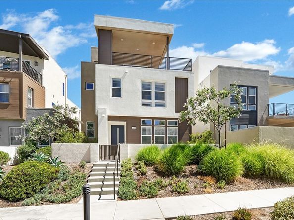 249 Chorus, Irvine CA 92618