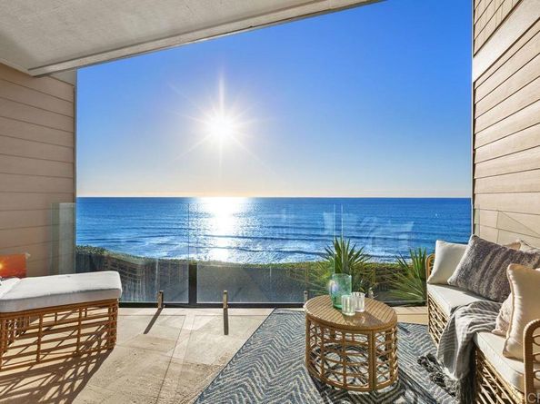 369 W I Street, Encinitas CA 92024