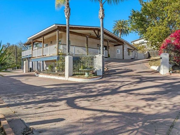 1971 Bernardo Avenue, Escondido CA 92025