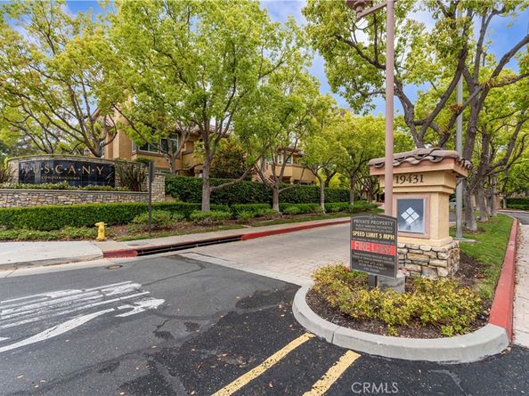 19431 Rue De Valore 39D, Lake Forest CA 92610