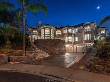 3499 Viewfield Avenue