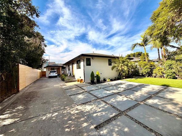 3007 3009 S Hobart, Los Angeles CA 90018