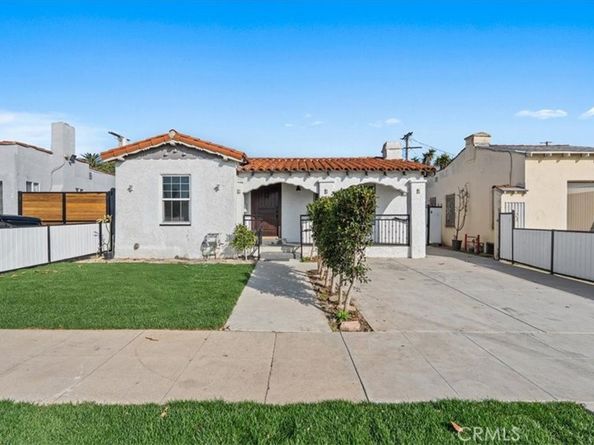 715 W 104th St, Los Angeles CA 90044