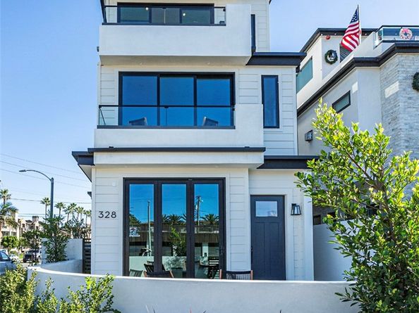 328 3rd, Huntington Beach CA 92648