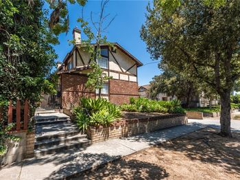 408 N Catalina Avenue