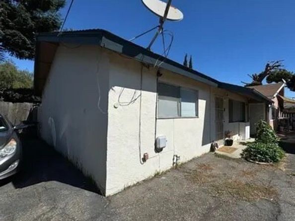 2127 Fairway, San Leandro CA 94577