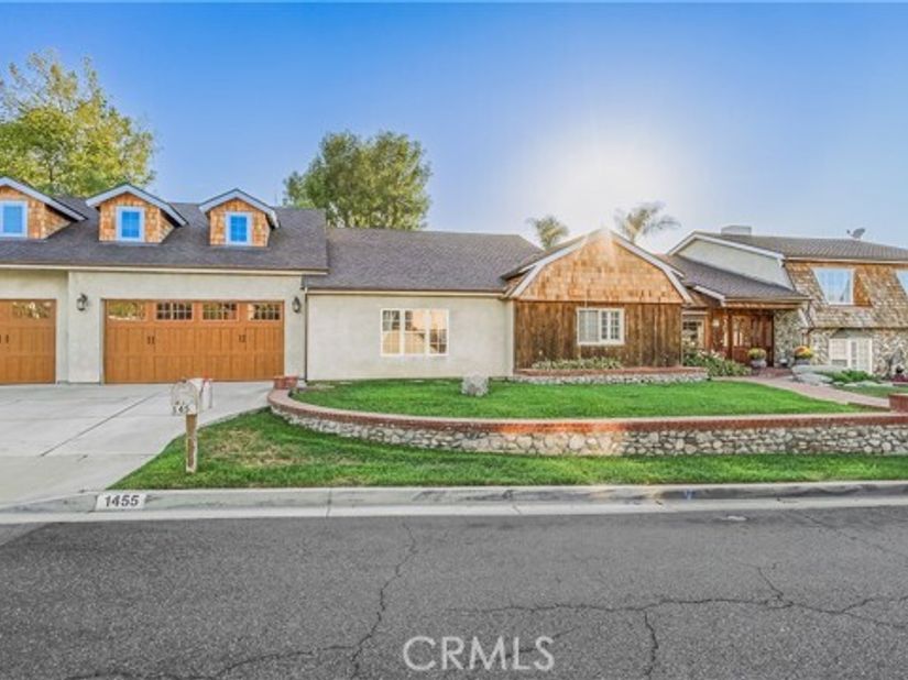 1455 Queen Summit, West Covina CA 91791