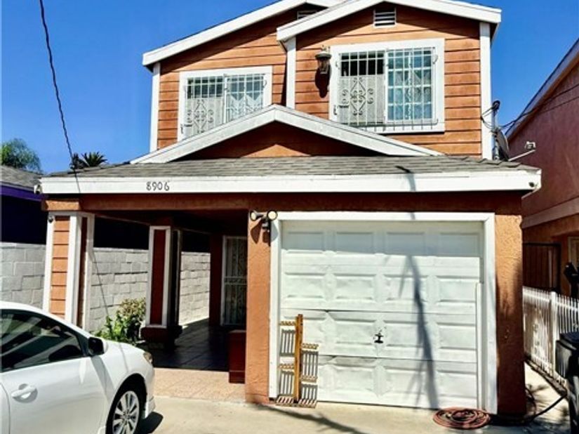 8906 Elm, Los Angeles CA 90002
