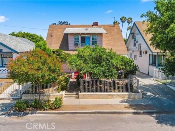 2920 Van Buren, Los Angeles CA 90007
