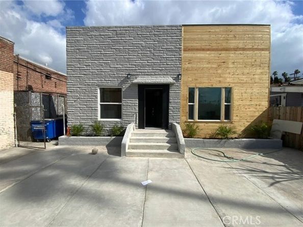 4804 S Van Ness, Los Angeles CA 90062