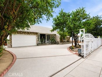 11840 Gilmore