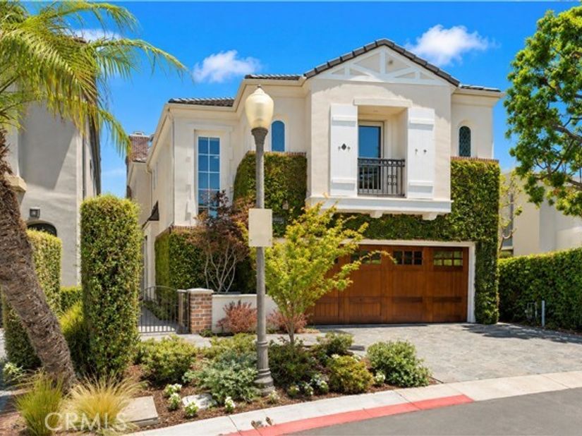 5950 Waterfront Place, Long Beach CA 90803