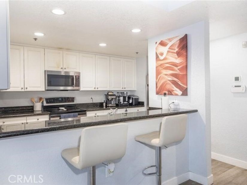 838 Pine, Long Beach CA 90813