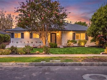 2116 Freeman
