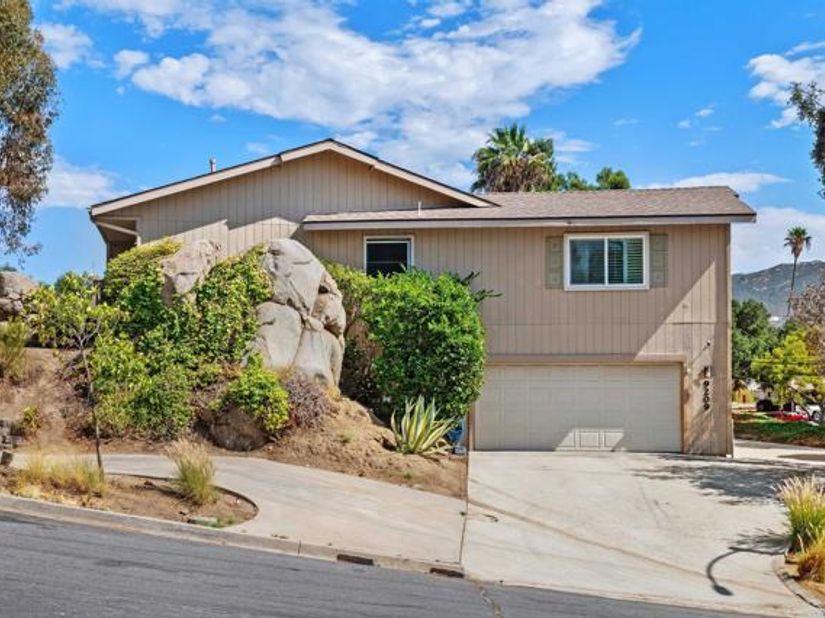 9209 Lakeview Terrace, Lakeside CA 92040