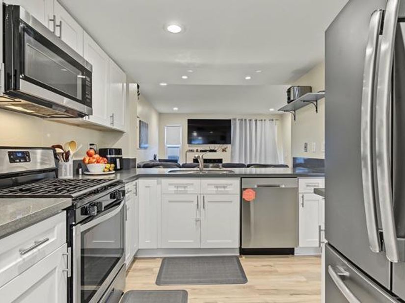2039 Manzana Way, San Diego CA 92139