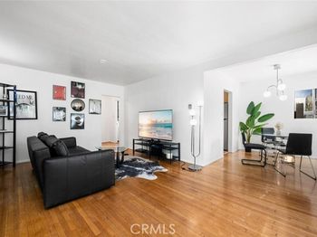 438 Cedar
