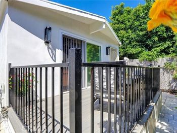 5315 Inglewood Blvd