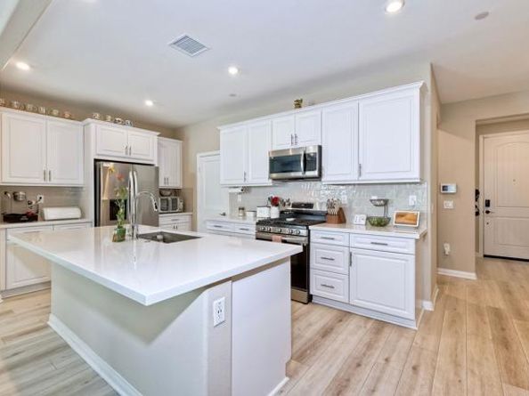 1715 Crabapple Way, Oceanside CA 92056