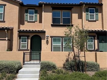 3953 E Rincon