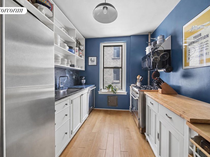 880 West 181st Street 4E, New York NY 10033