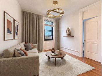 3115 Broadway