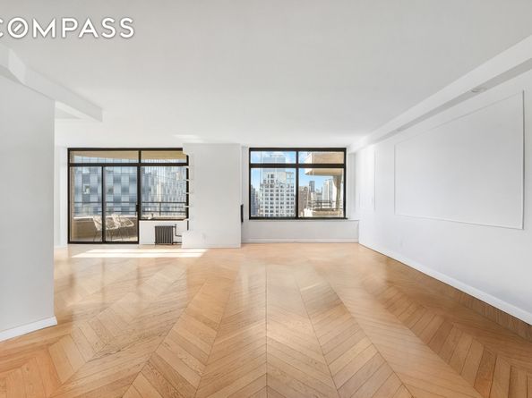 400 East 70th Street 3005, New York NY 10021