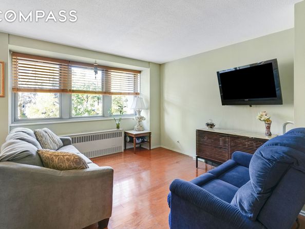 290 West 232nd Street 3A, Bronx NY 10463