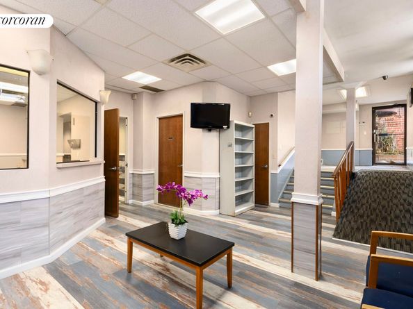 207 Prospect Park SW PMU, Brooklyn NY 11218