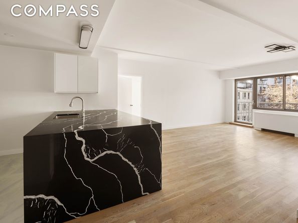 240 East 10th Street 5B, New York NY 10003