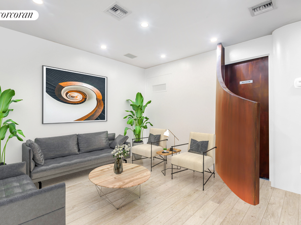 871 5th Avenue 1, New York NY 10065