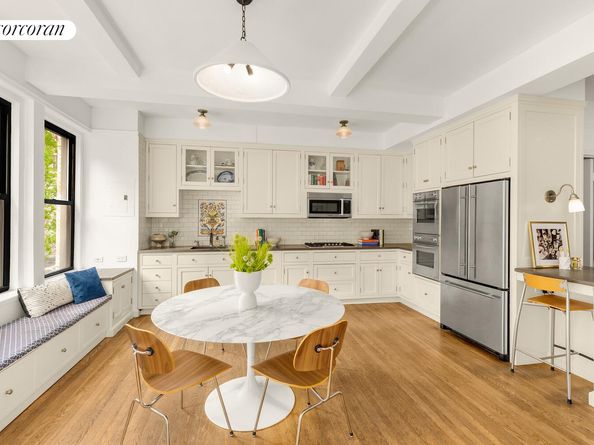 21 East 10th Street 2D, New York NY 10003