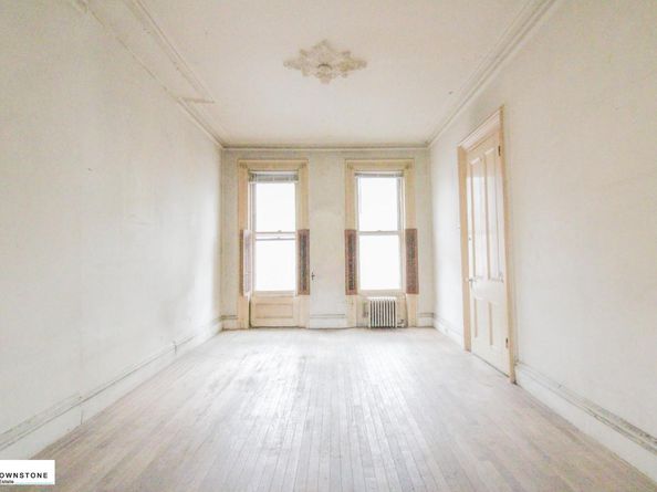 19 1st Street, Brooklyn NY 11231