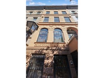 647 10th Street