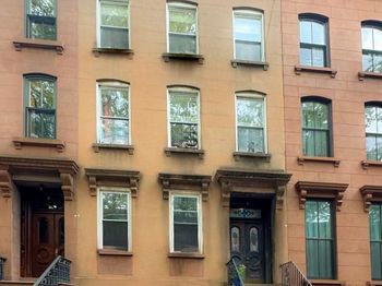 448 Henry Street