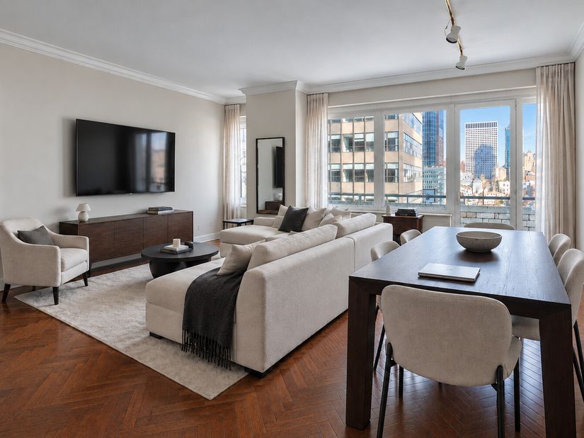 216 East 47th Street 11A/B, New York NY 10017