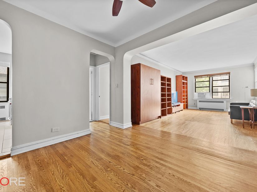 35-36 76th Street 524, Queens NY 11372