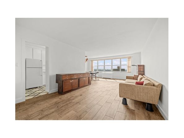 555 Kappock Street 24T, Bronx NY 10463