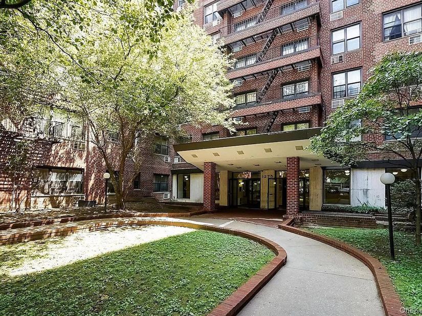 1275 E 51st 51 Street 4M, Brooklyn NY 11234
