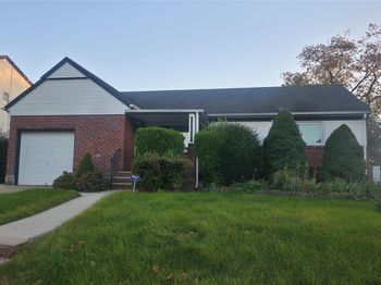2127 Leighton Road