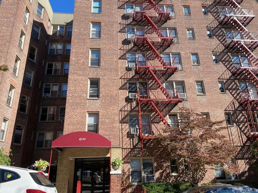 67-25 Clyde Street 1K, Forest Hills NY 11375