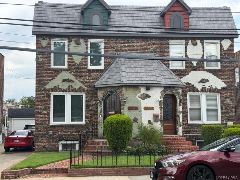 204-11 Murdock Avenue, Saint Albans NY 11412
