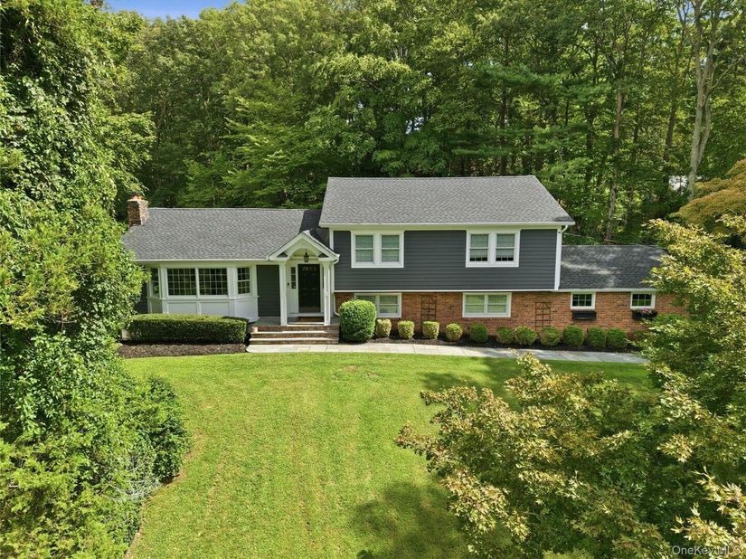 63 Bankside Drive, Centerport NY 11721