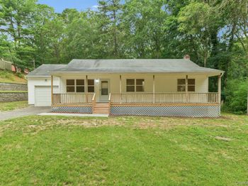 22 Red Maple Road