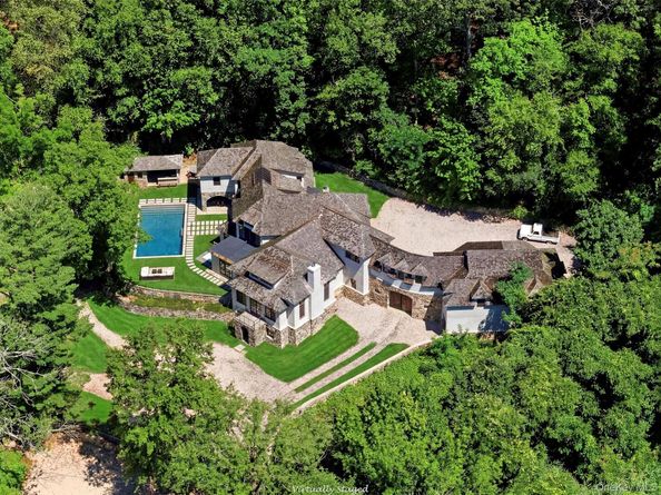 36 Spring Street, Cold Spring Harbor NY 11724