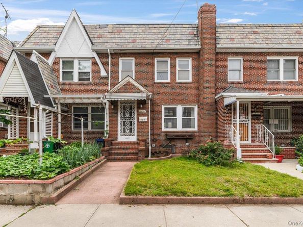 161-21 84th Avenue, Jamaica Hills NY 11432