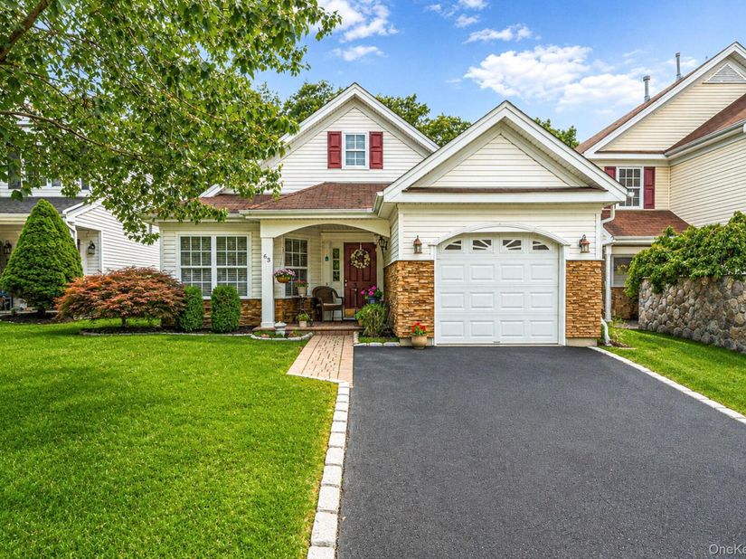 63 Madison Circle, Middle Island NY 11953
